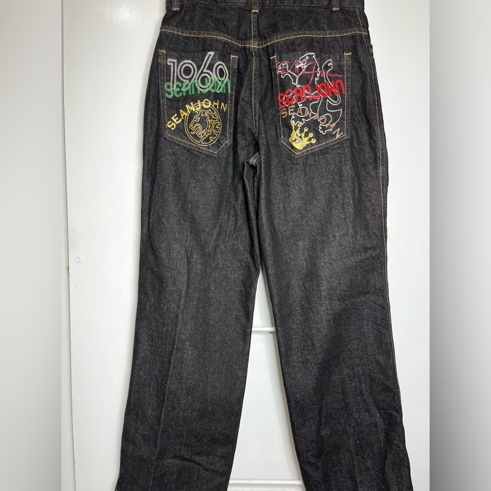 Sean John Black Denim Women’s Painted Pockets Size 18 Women Baggy Pants